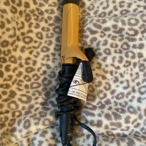 Amazon Gold and Black Curling Iron